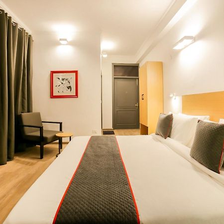 Hotel Golden Prime King Új-Delhi Kültér fotó